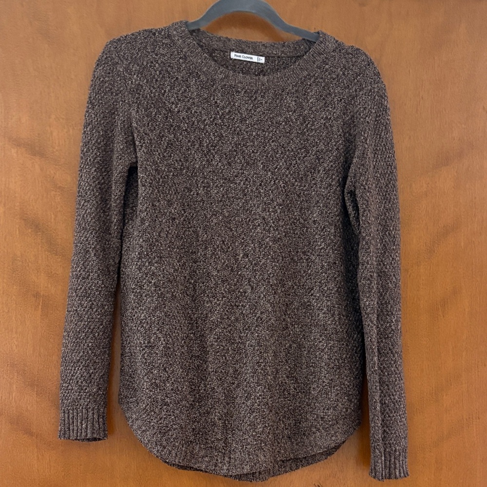 Pink Clover Chocolate Brown Crew Neck Sweater sz small